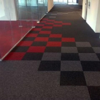 Коммерческий ковролин Betap Chromata Base 77 черного цвета