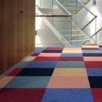 Ковровая плитка Betap Chromata Base 16 вишневого цвета